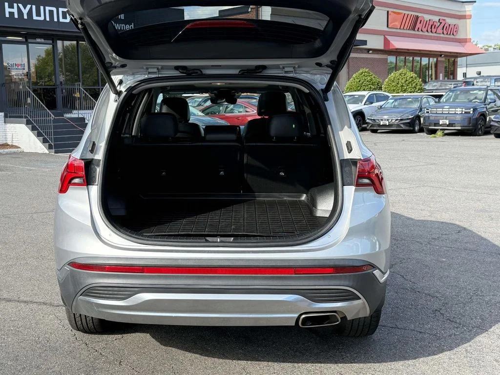 Used 2023 Silver Hyundai SEL image 31