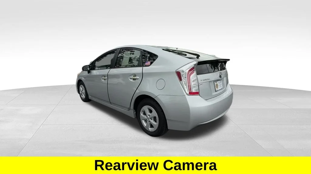 Used 2012 Classic Silver Metallic Toyota Two image 4