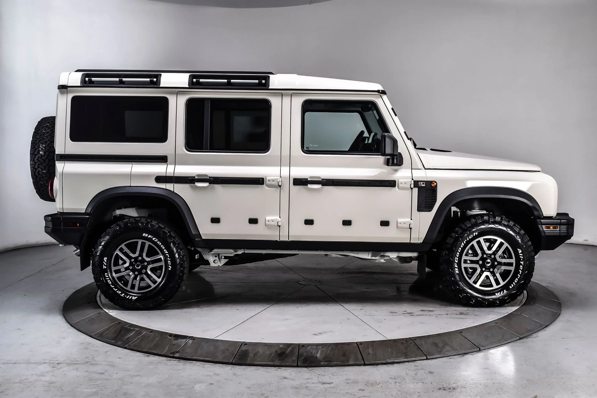 New 2026  INEOS Fieldmaster Edition image 7