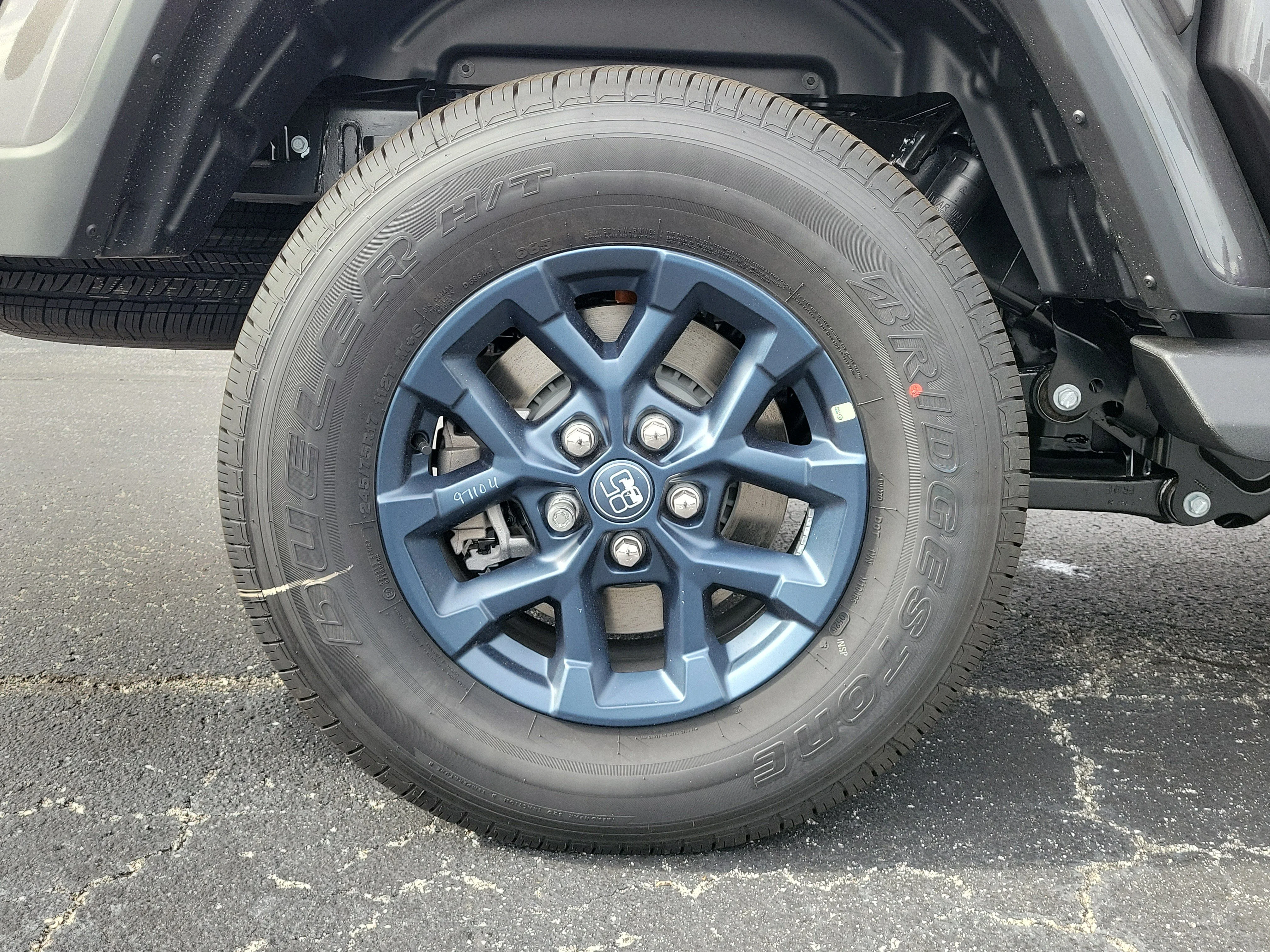 New 2026 Granite Crystal Metallic Clearcoat Jeep 85th Anniversary Edition image 6