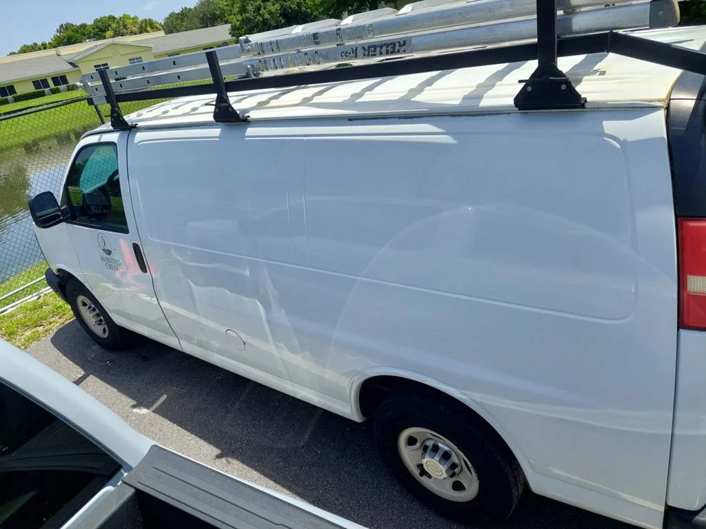 Used 2014 SUMMIT WHITE Chevrolet Work Van image 1