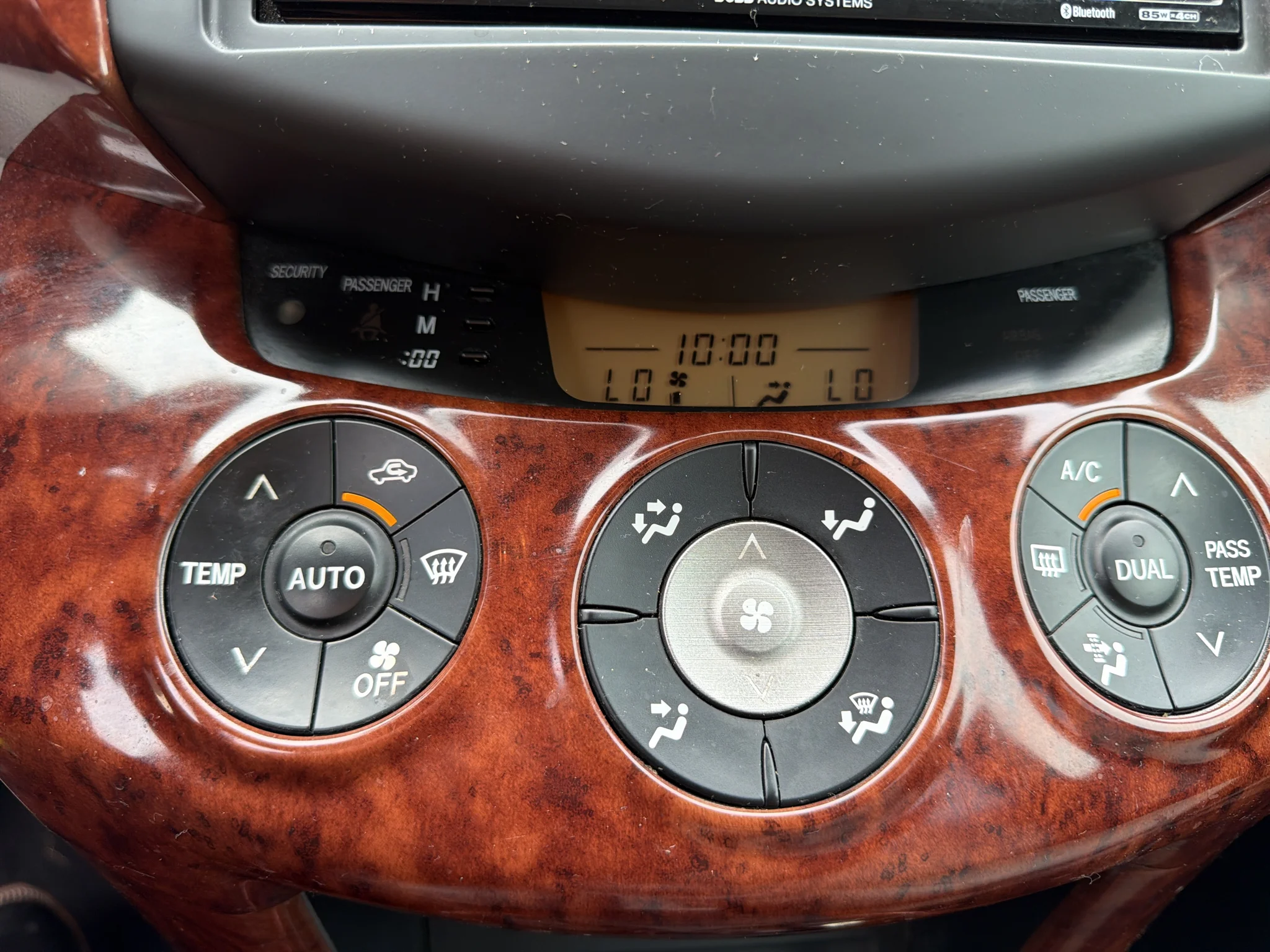 Used 2008 Barcelona Red Metallic Toyota Ltd image 17