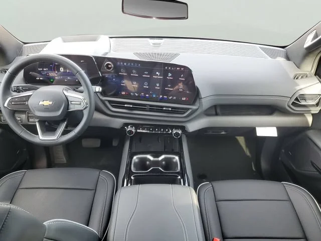 New 2026 Carpeted floor covering Chevrolet LT - Extended Range image 16