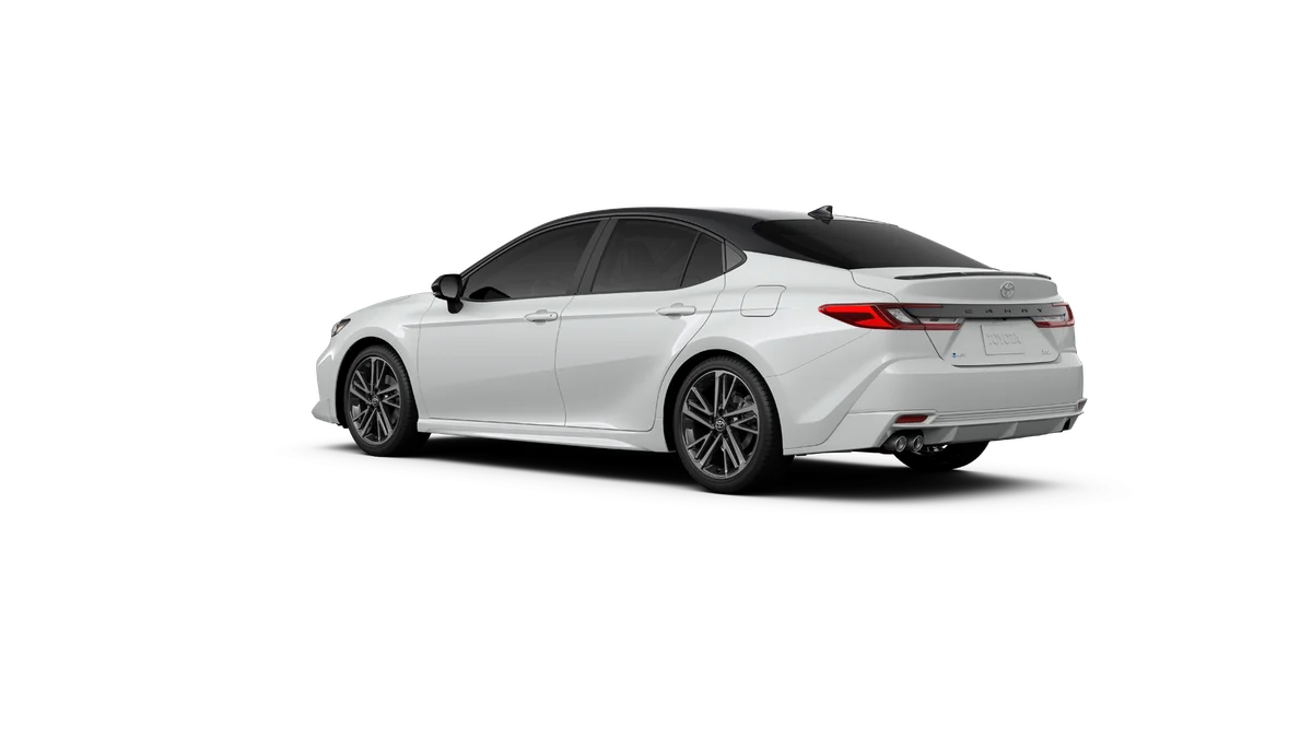 New 2027 Wind Chill Pearl with Midnight Black Metallic roof Toyota XSE image 6