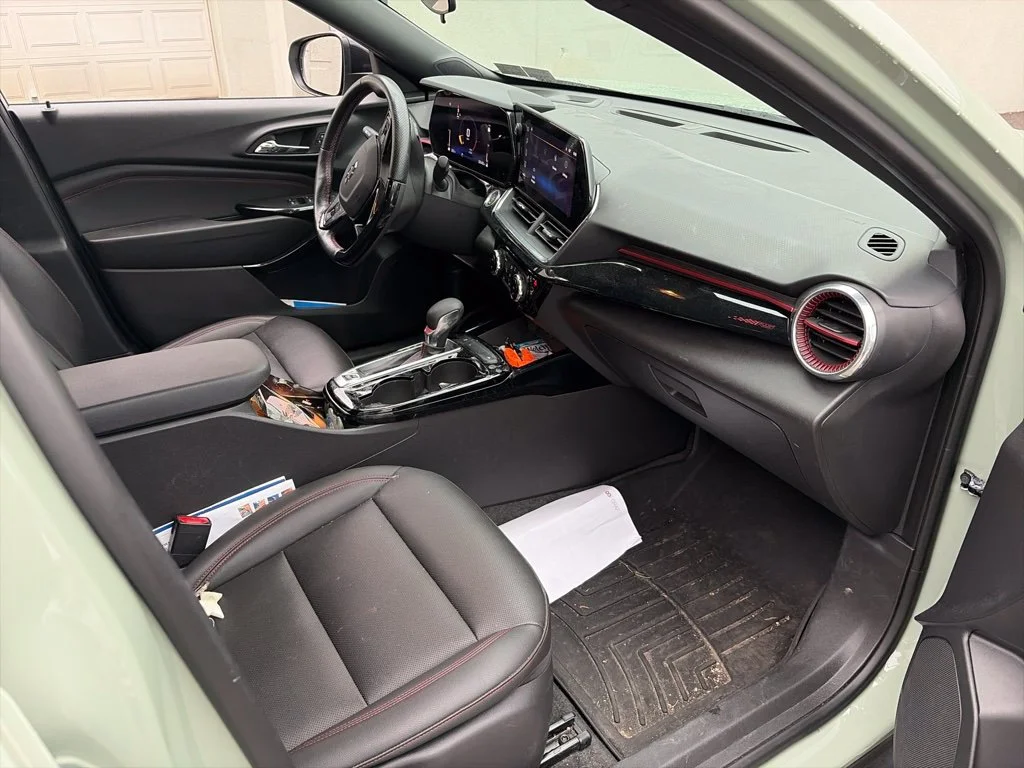 Used 2024 Cacti Green Chevrolet 2RS image 6