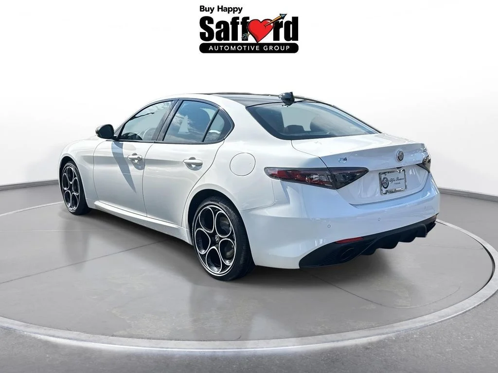 2026 Alfa Romeo Giulia Base - Photo 6