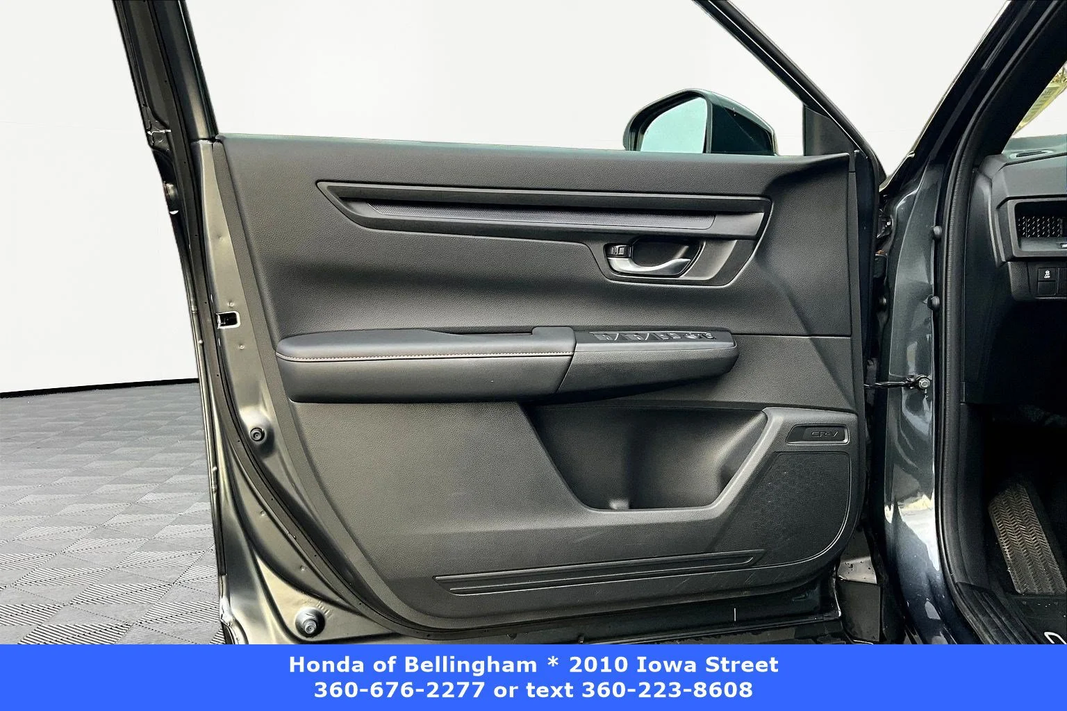 Used 2024 Meteorite Gray Metallic Honda Sport image 17