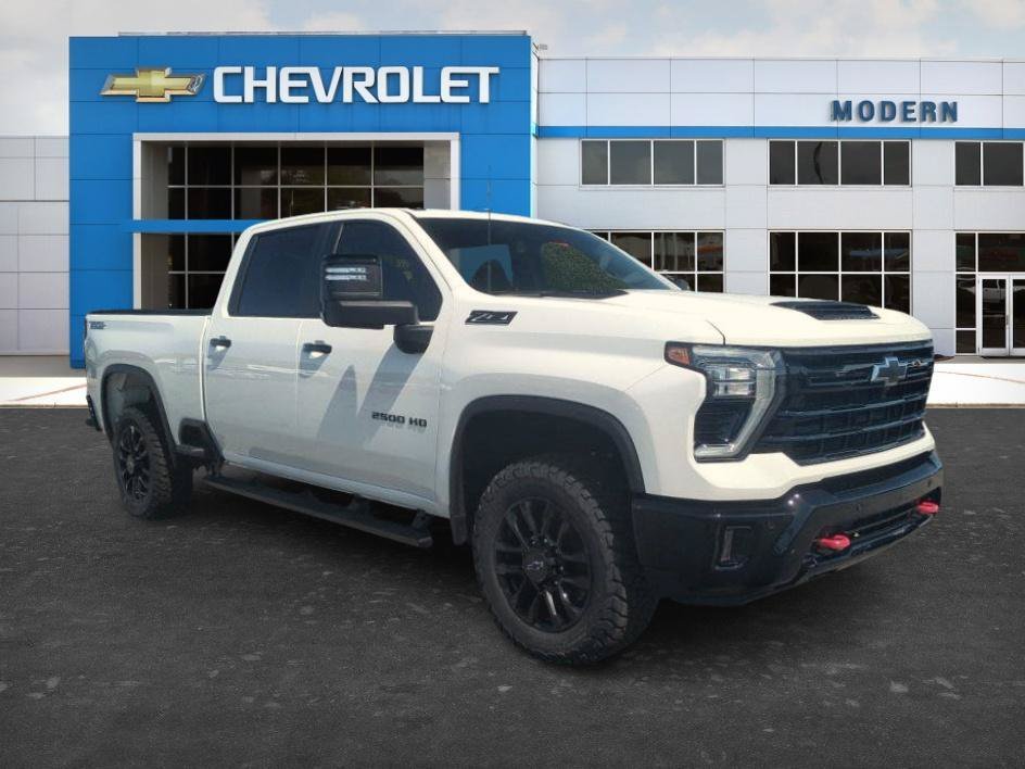 New 2026 Summit White Chevrolet LT image 7