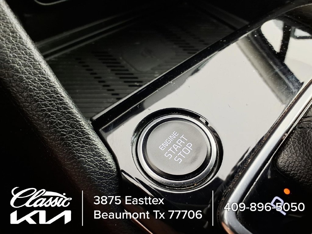 Used 2023 White Kia EX image 20