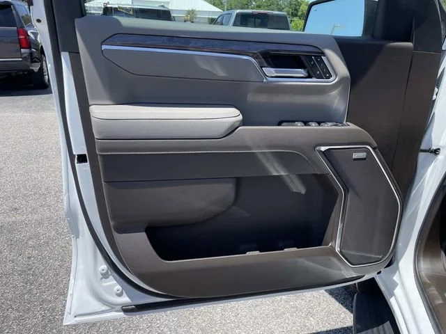 2026 Chevrolet Silverado 1500 LTZ - Photo 16
