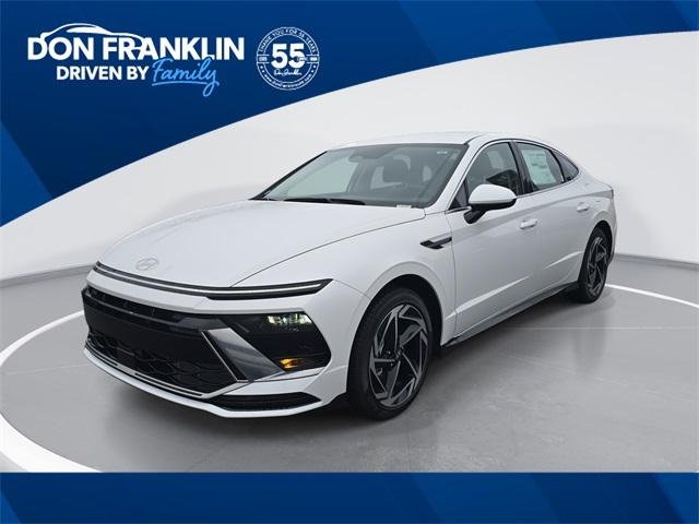 New 2026 Hyundai SONATA SEL Sport 4D Sedan in Lexington #TA541529