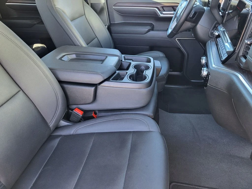 Used 2024 Summit White GMC SLT image 11