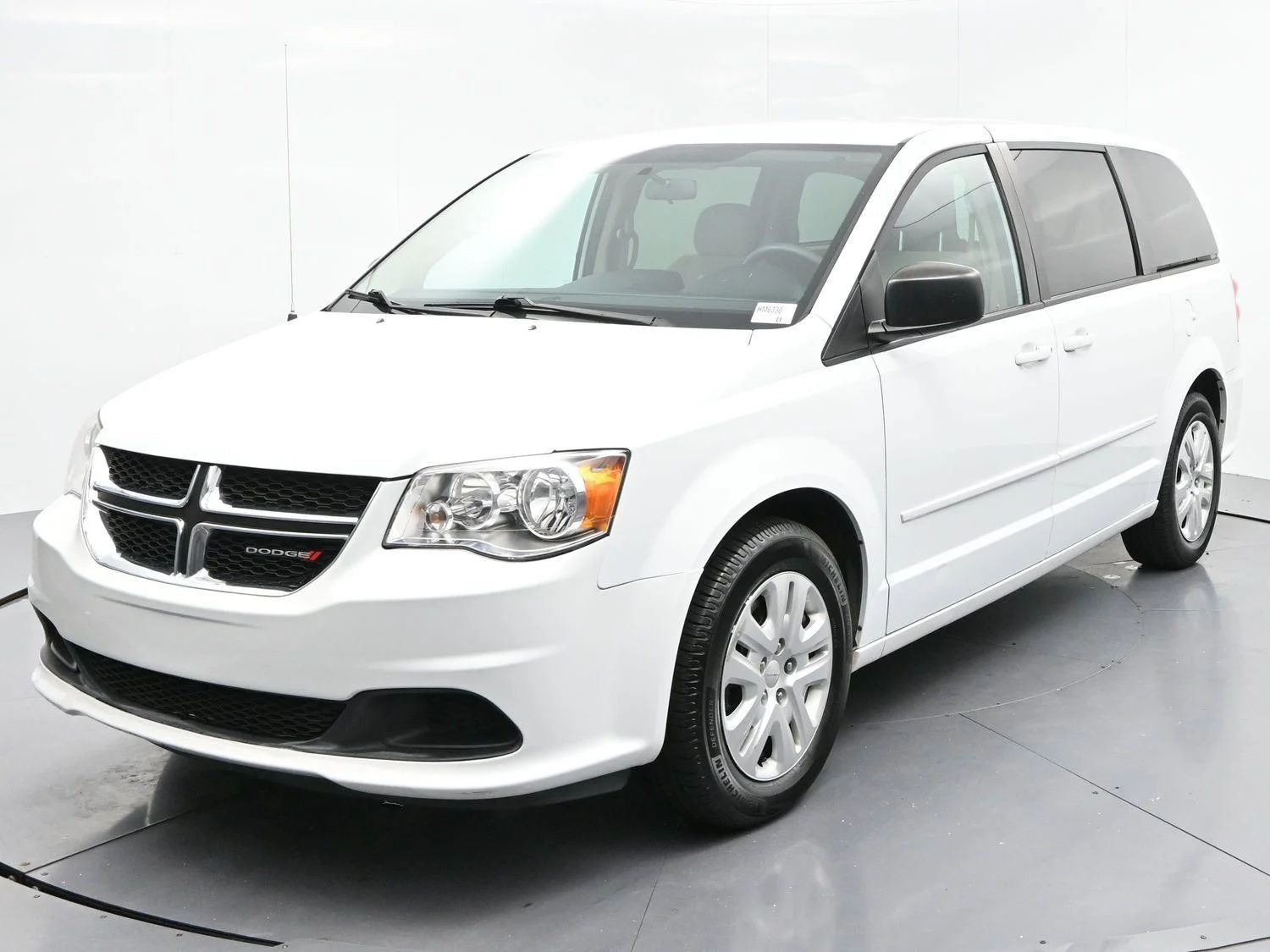 Used 2017 White Knuckle Clearcoat Dodge SE image 3