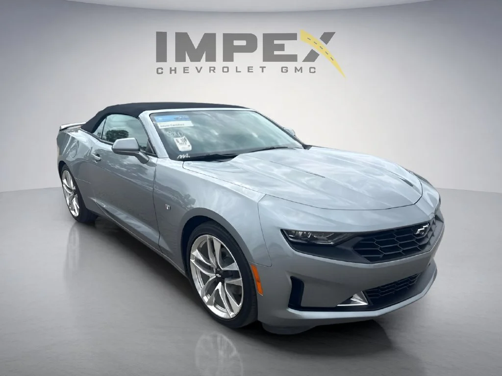 Used 2024 Sharkskin Metallic Chevrolet 3LT image 7