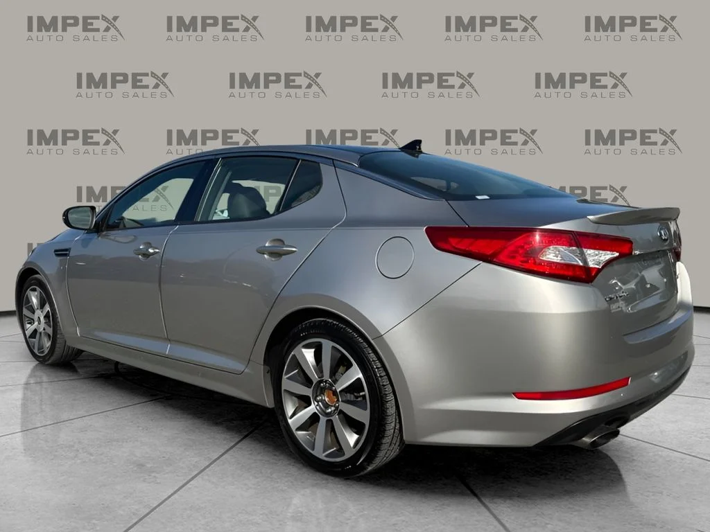 Used 2013 Silver Kia SX image 3