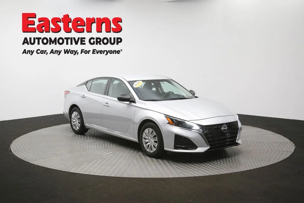 Used 2024 Silver Nissan 2.5 S image 48