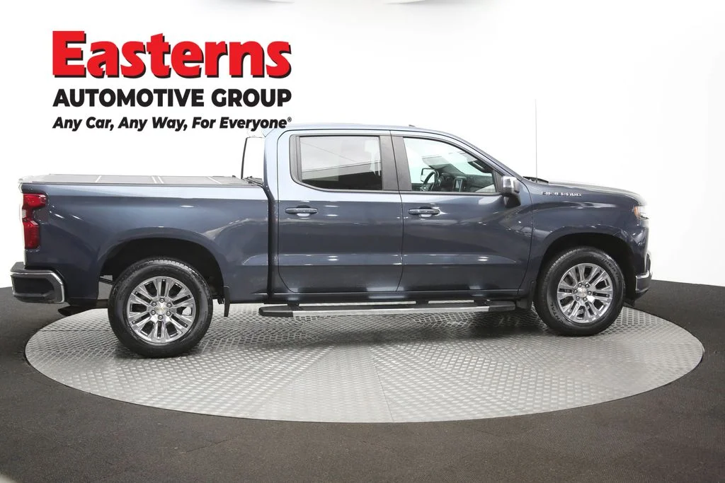 Used 2020 Gray Chevrolet LT image 42
