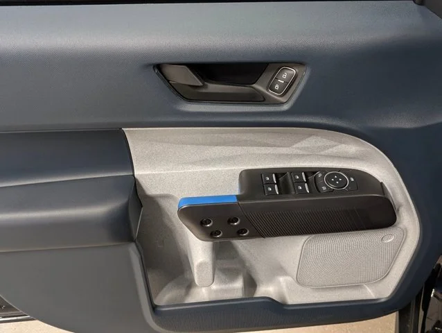New 2026 Shadow Black Ford XLT image 40