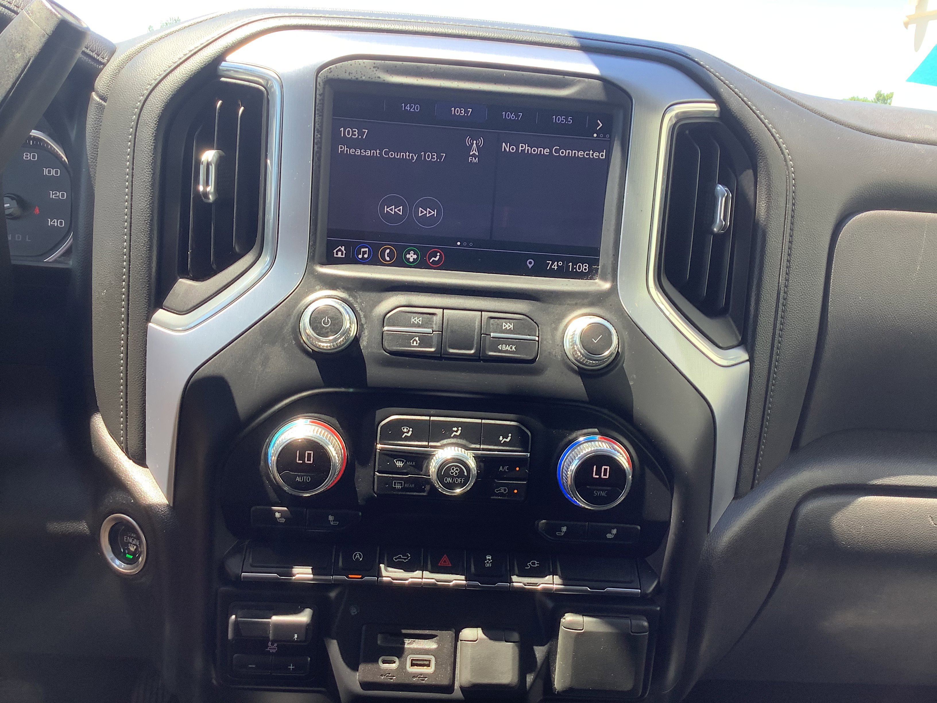 Used 2019 Silver GMC SLT image 16