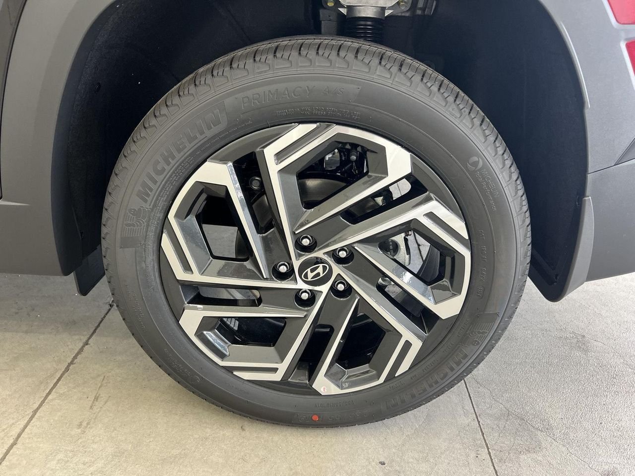 New 2026 Phantom Black Hyundai SEL Plus AWD image 10