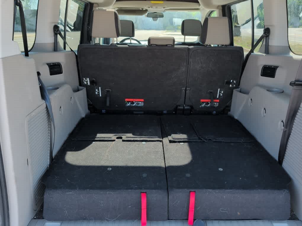 Used 2015 Magnetic Metallic Ford XLT image 10