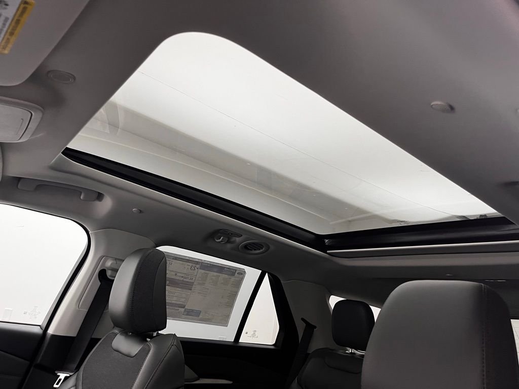 New 2026 White Ford Active image 4