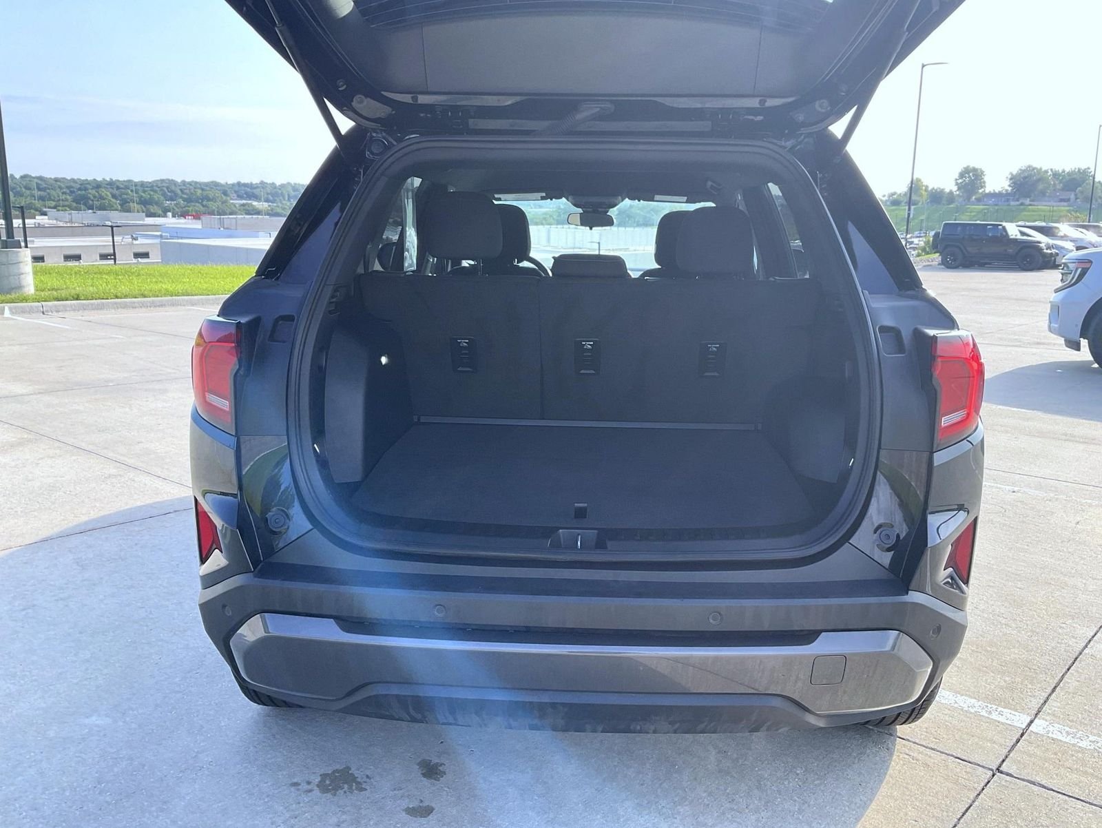 Used 2026 Black GMC Elevation image 9