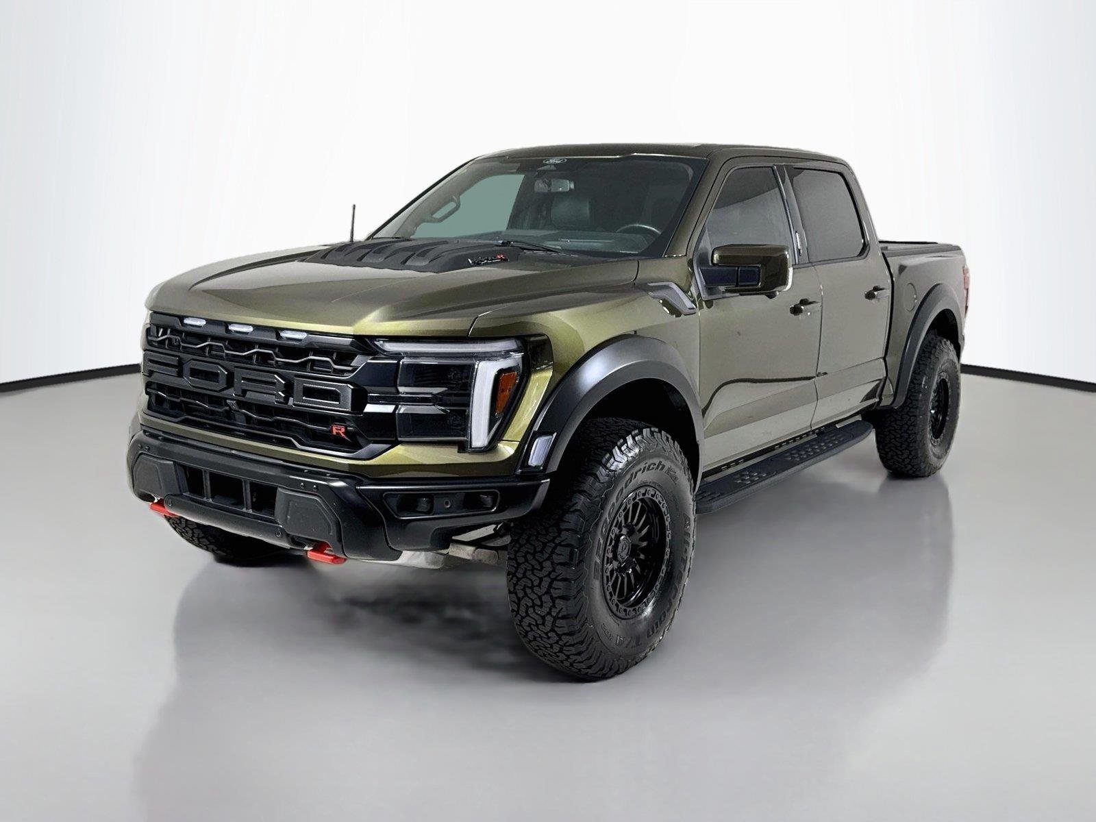 Used 2024 Shelter Green Ford Raptor R image 9