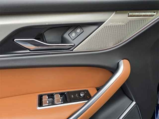 2026 Jaguar F-Pace R-Dynamic S - Photo 28