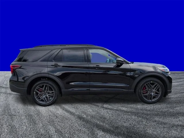 New 2026 Agate Black Metallic Ford ST image 3