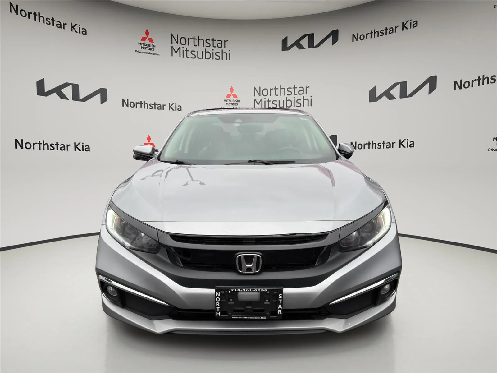 Used 2019 Lunar Silver Metallic Honda EX-L image 6
