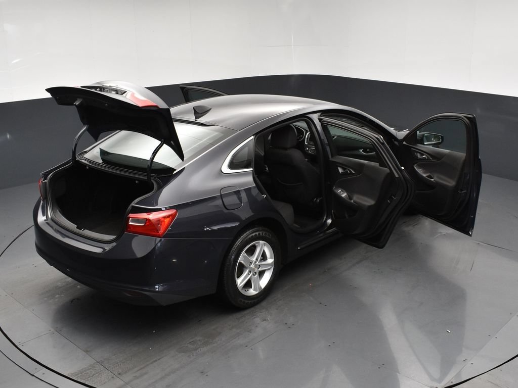 Used 2022 Gray Chevrolet LS image 26