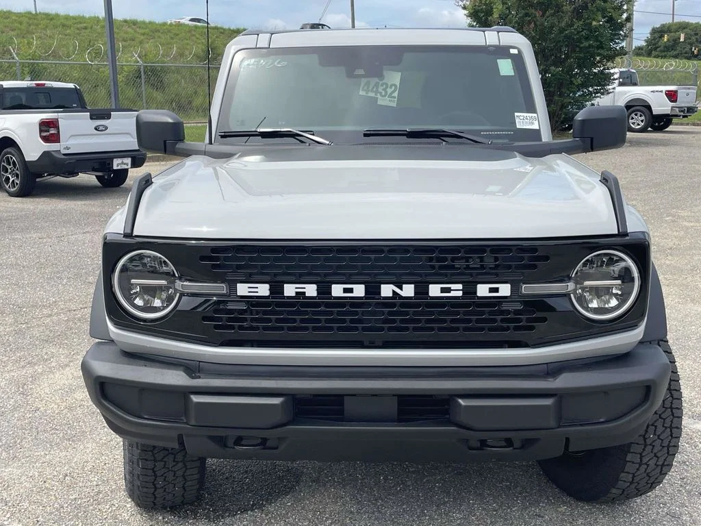 New 2026 Avalanche Gray Ford Big Bend image 8