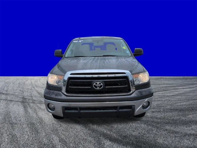 Used 2013 Tundra Toyota Grade image 9