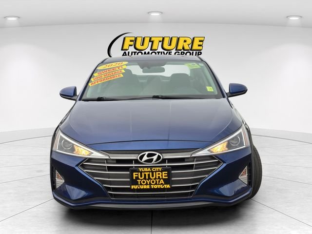 Used 2020 Blue Hyundai SE image 2