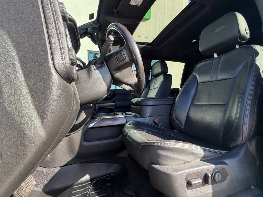 Used 2020 White Chevrolet High Country image 6