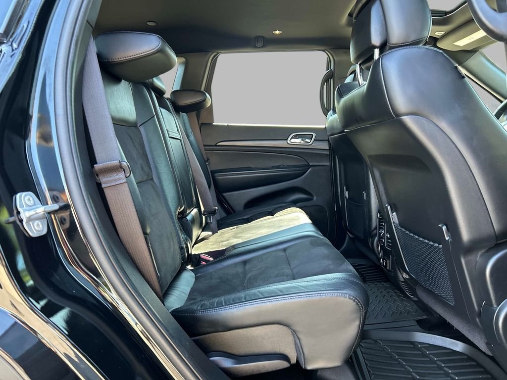 Used 2021 Black Jeep Laredo X image 16