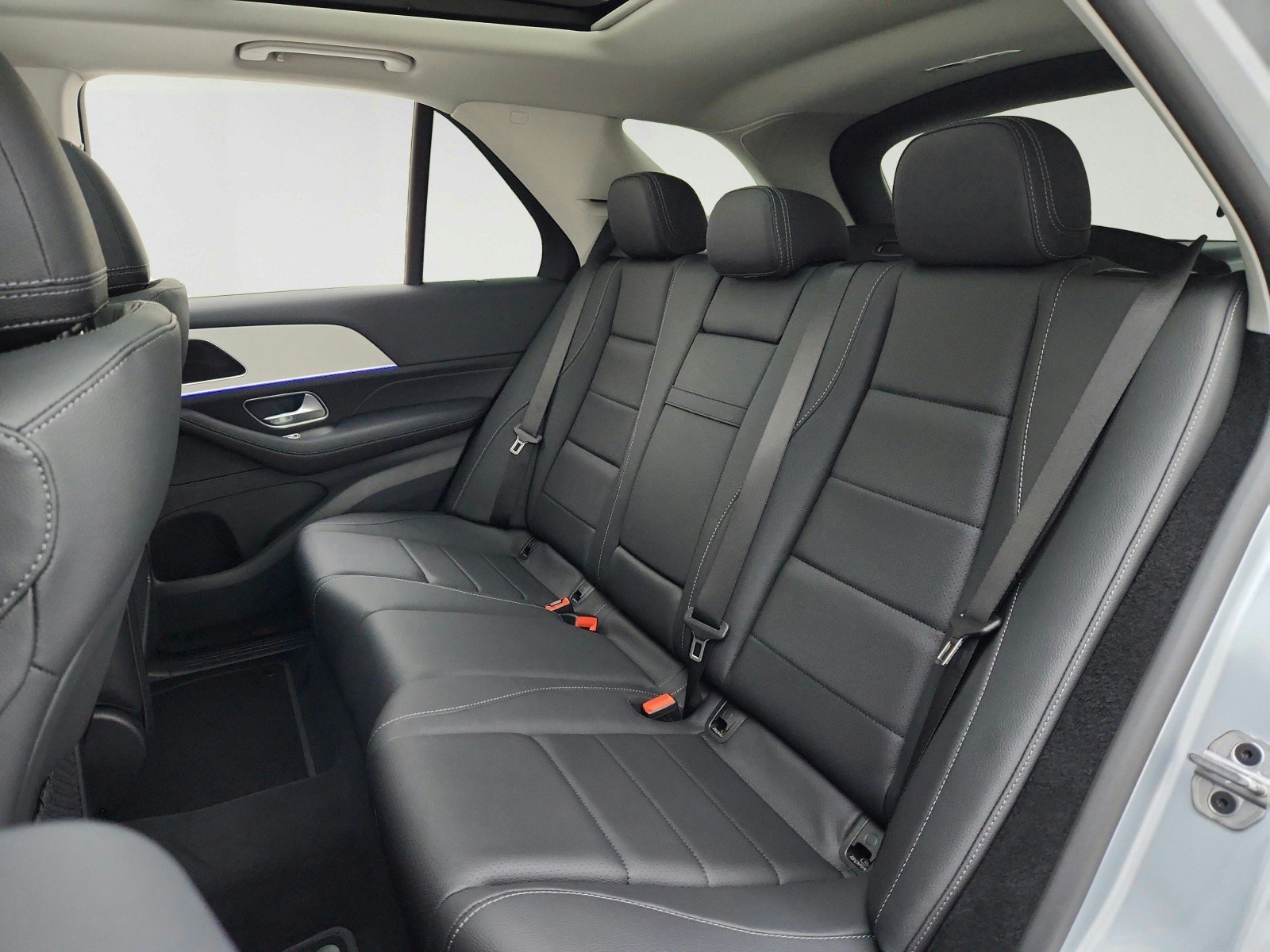 New 2026 Cirrus Silver Metallic Mercedes-Benz GLE 350 4MATIC® SUV image 24