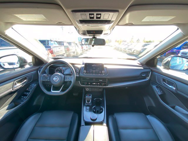 Used 2023 Super Black Nissan SV image 33
