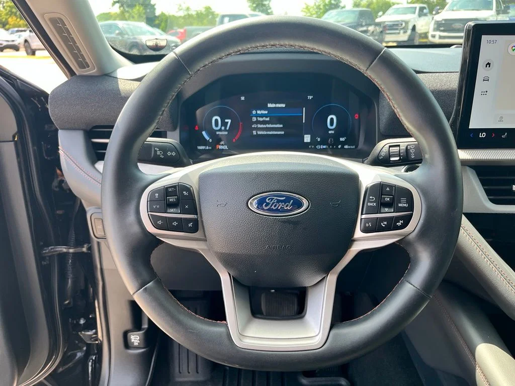 Used 2025 Black Ford Active image 16