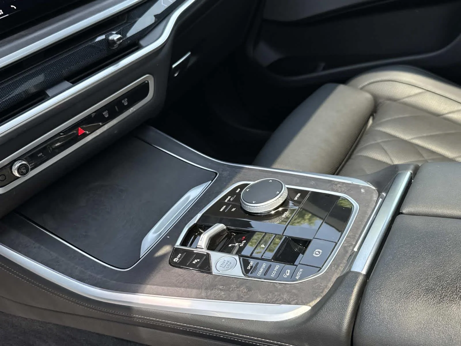 Used 2024 Alpine White BMW xDrive40i image 21