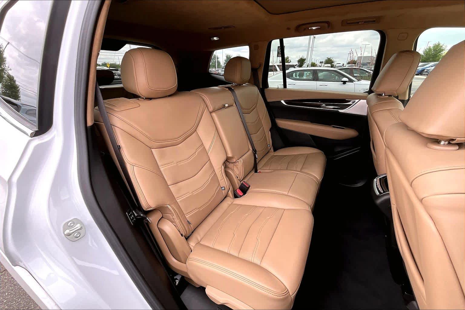 Used 2024 Crystal White Tricoat Cadillac AWD Premium Luxury image 20