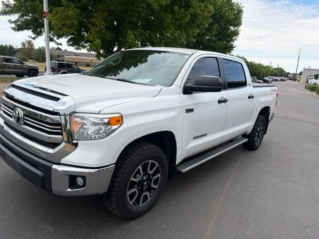 Used 2016 White Toyota SR5 image 2
