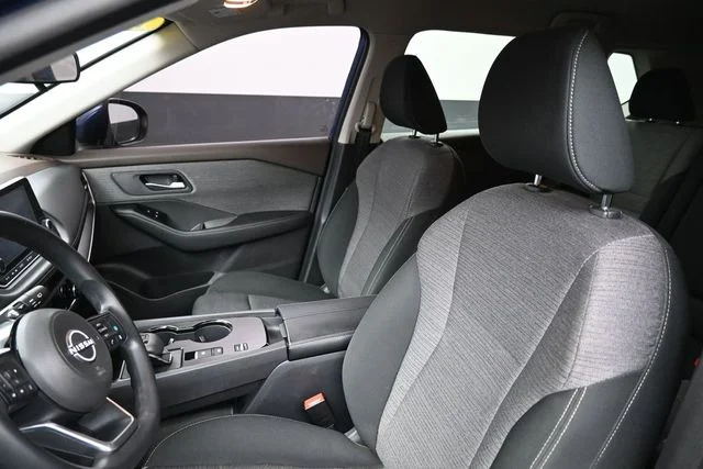 2023 Nissan Rogue SV - Photo 23