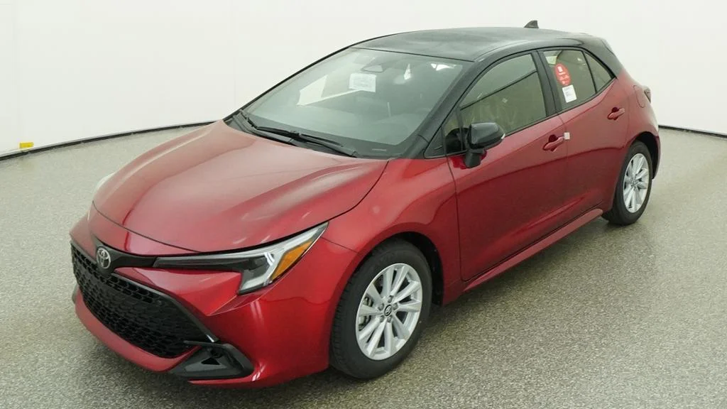2027 Toyota Corolla Hatchback SE