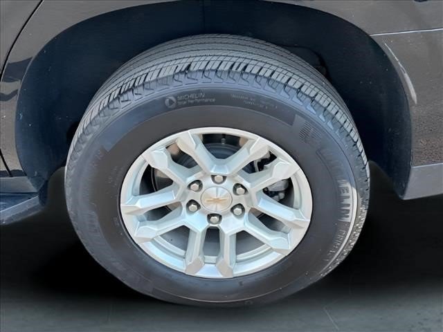 Used 2025 Black Chevrolet LT image 23