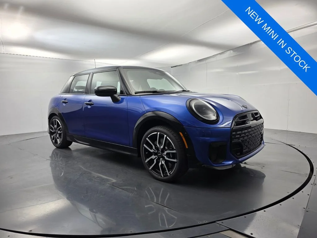 2026 MINI Hardtop Cooper S's photo
