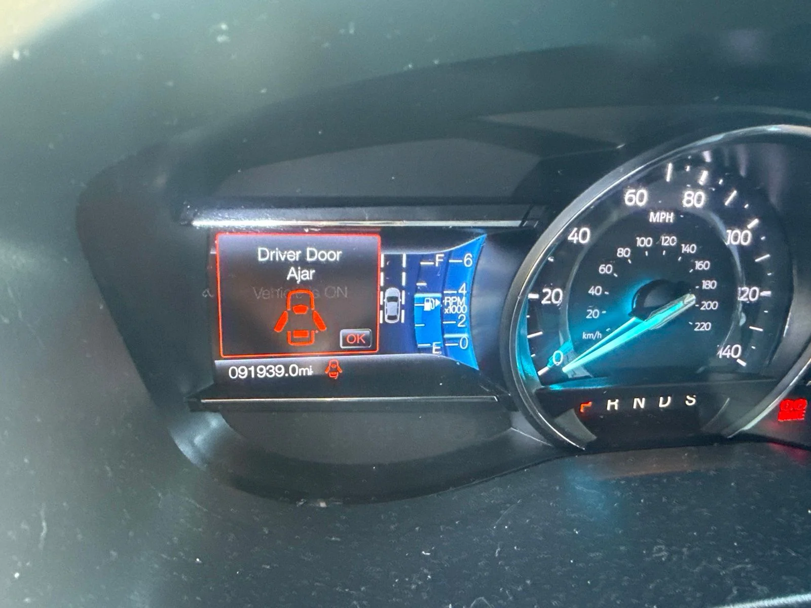 Used 2019 Burgundy Ford XLT image 4