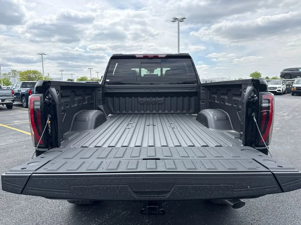 New 2026 Onyx Black GMC AT4X image 36