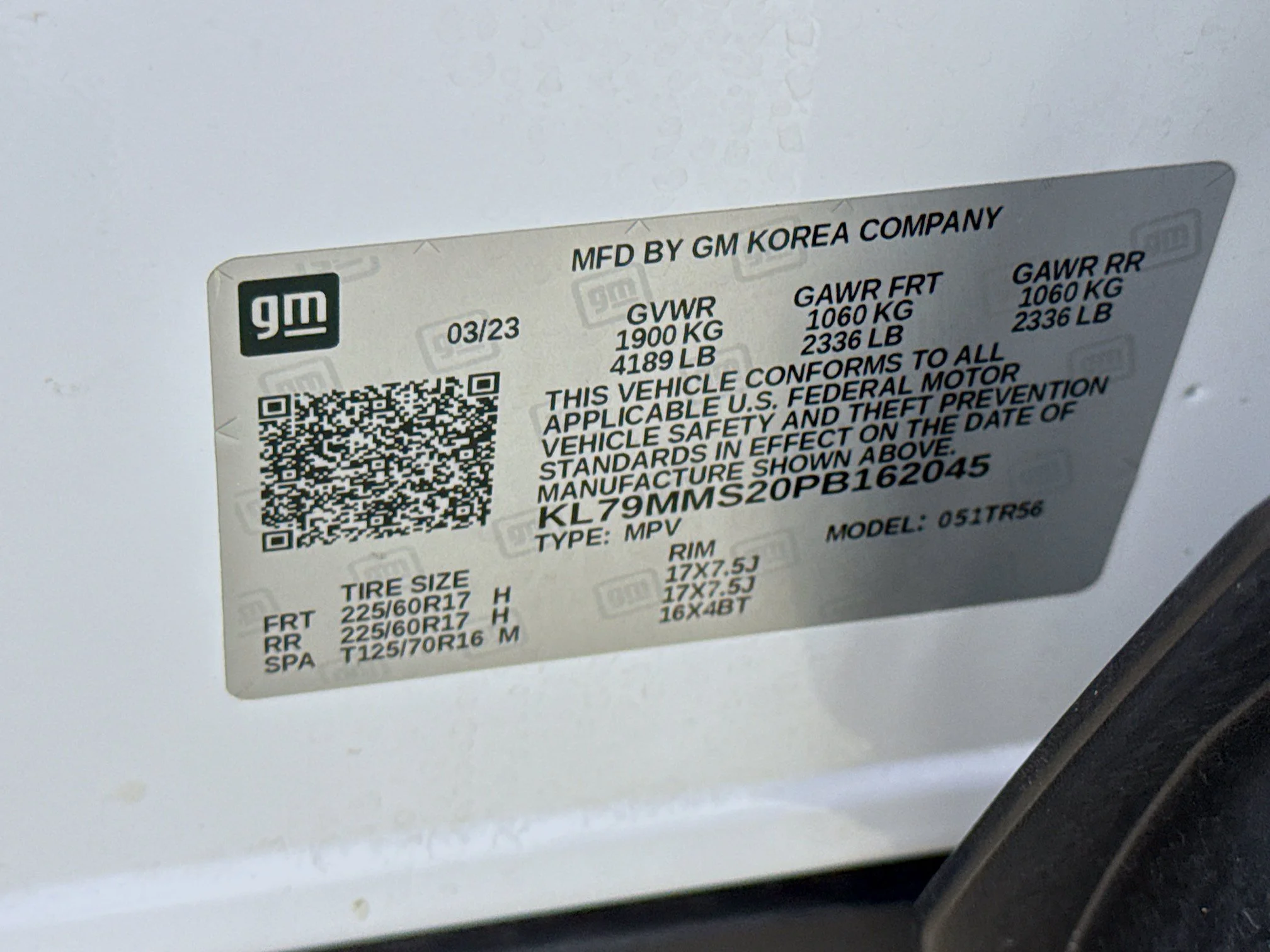 Used 2023 Summit White Chevrolet LS image 32
